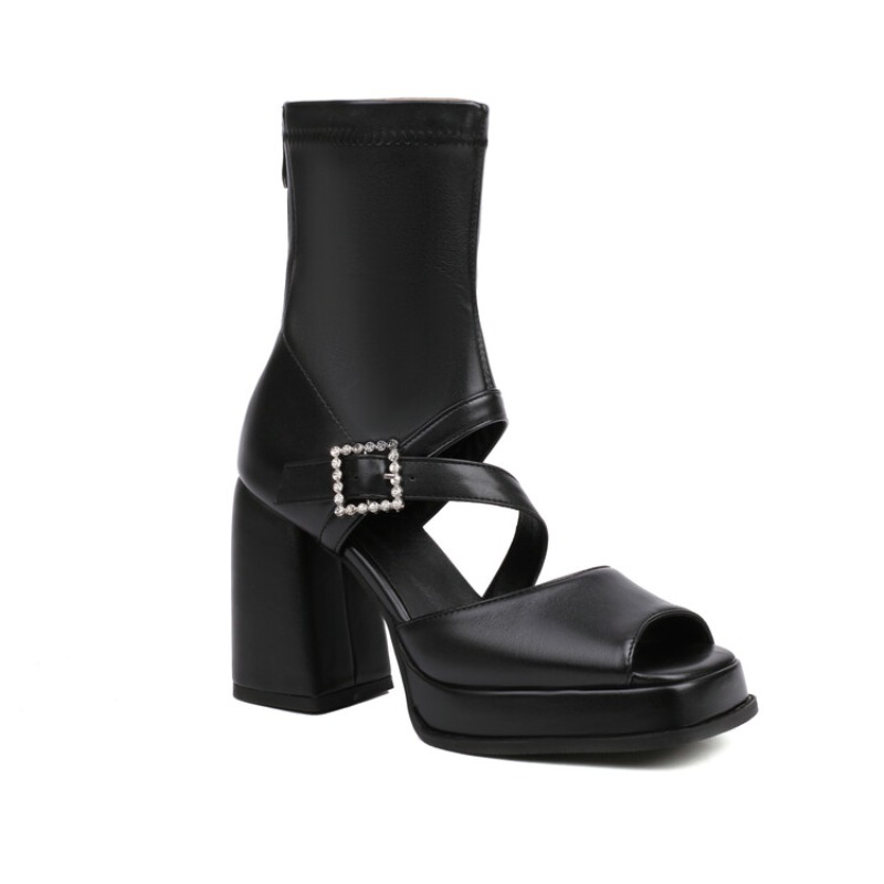 Design Women Gladialtor Sandal - Street Fashion Plus Size ulasan dan harga