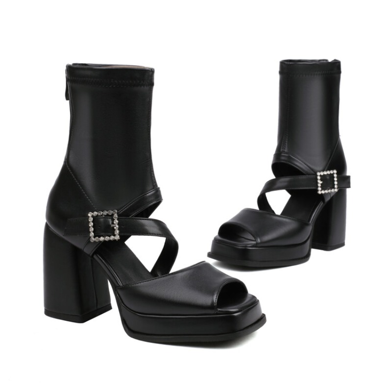 Design Women Gladialtor Sandal - Street Fashion Plus Size ulasan dan harga