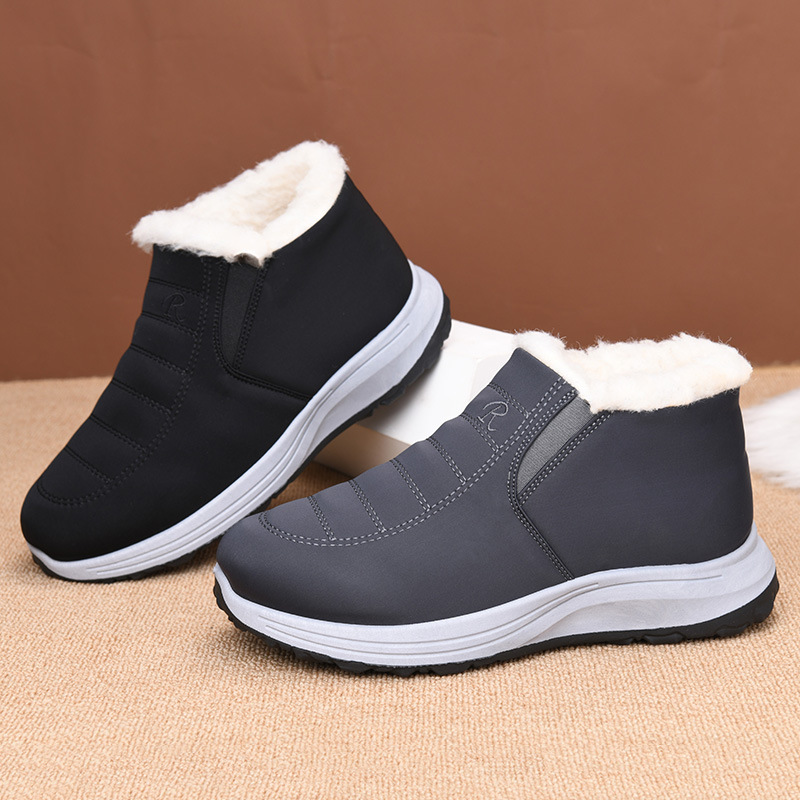 Plus Size Shoes for Men 39-44  - Street Fashion Plus Size ulasan dan harga