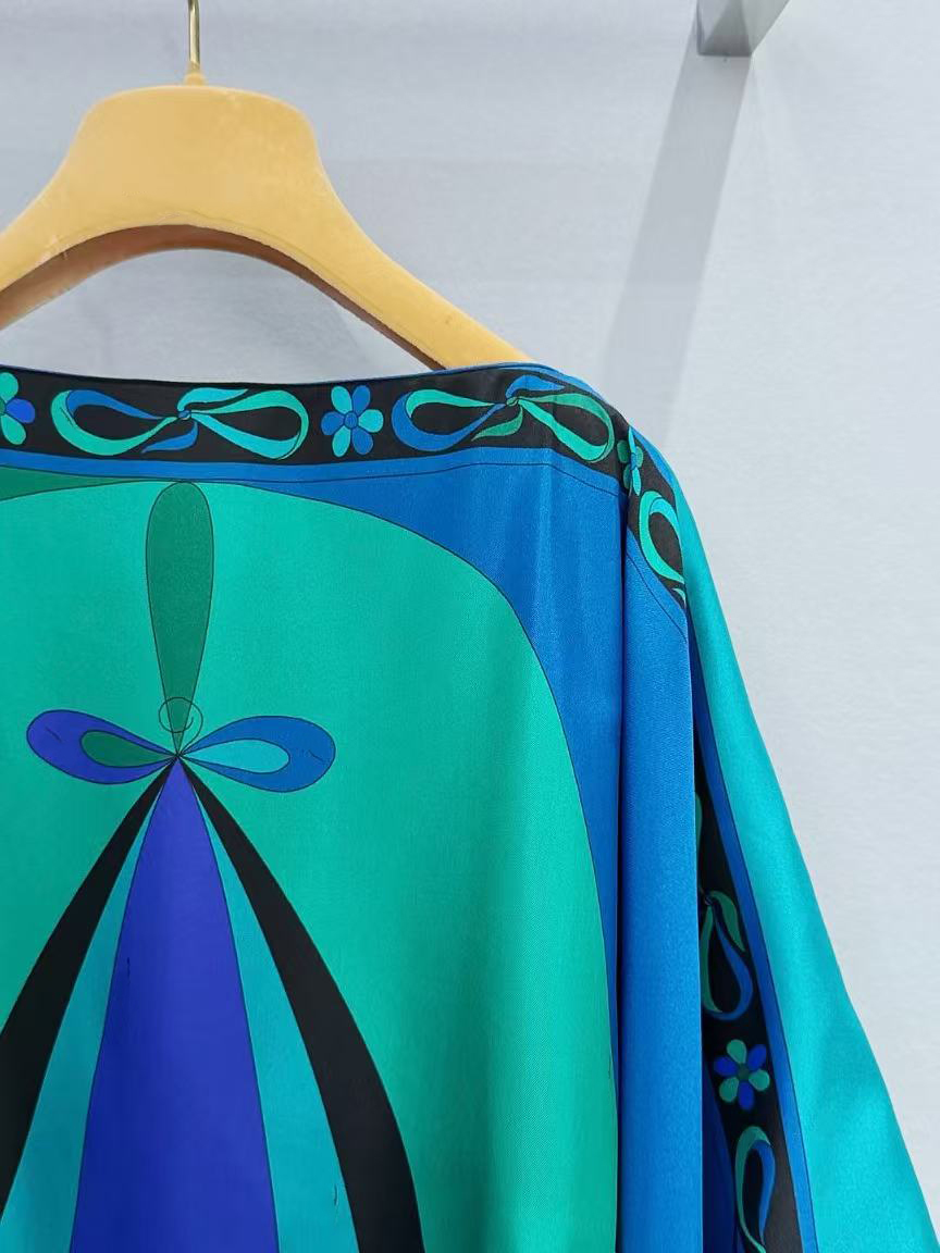 Classic Women's Green Cloaks w - Street Fashion Logo ulasan dan harga